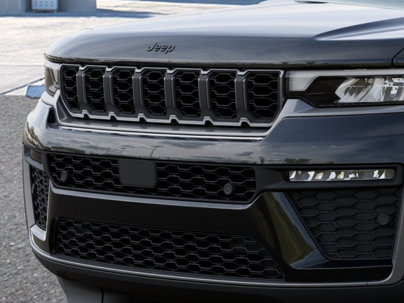 New 2026 Jeep Grand Cherokee Limited AWD/4WD image 11