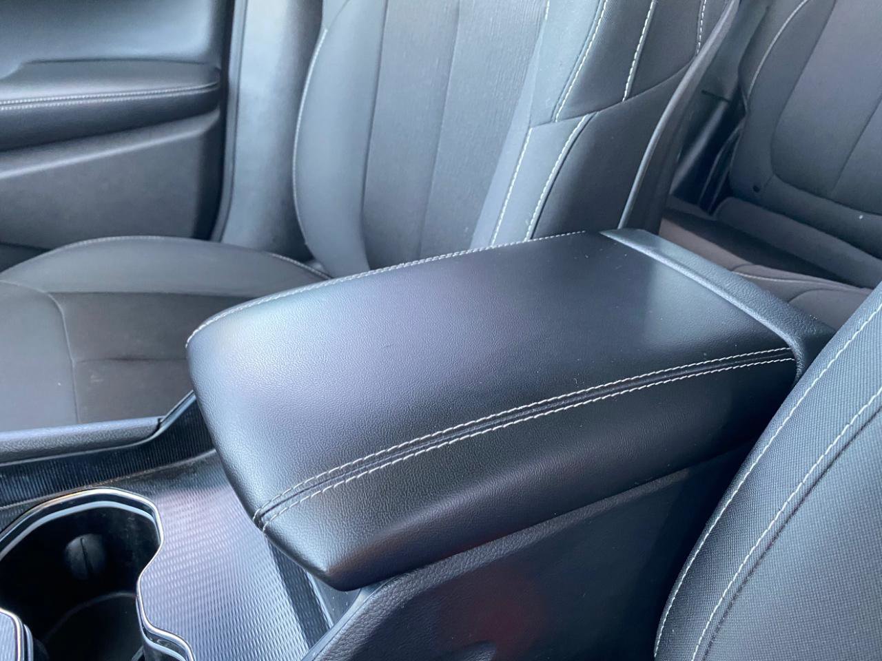 Used 2024 Jeep Grand Cherokee Laredo X w/ Trailer Tow Package AWD/4WD image 52