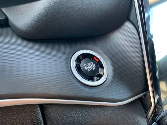 New 2027 Jeep Grand Cherokee Laredo AWD/4WD image 18