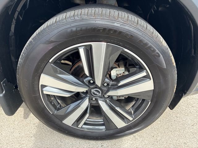 Used 2023 Nissan Rogue Platinum w/ Platinum Premium Package AWD/4WD image 12