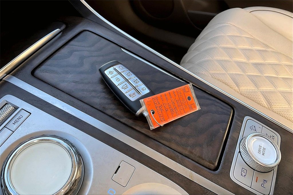 Used 2024 Genesis GV80 3.5T w/ Prestige Package image 35