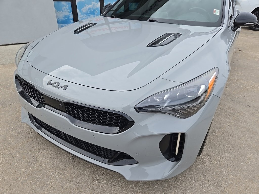 Used 2020 Kia Stinger GT2 image 16