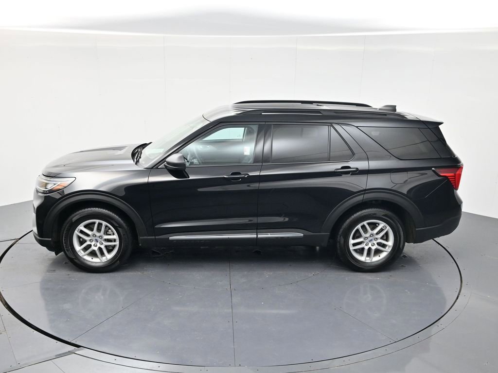 Used 2025 Ford Explorer Active w/ Active Comfort Package RWD image 49