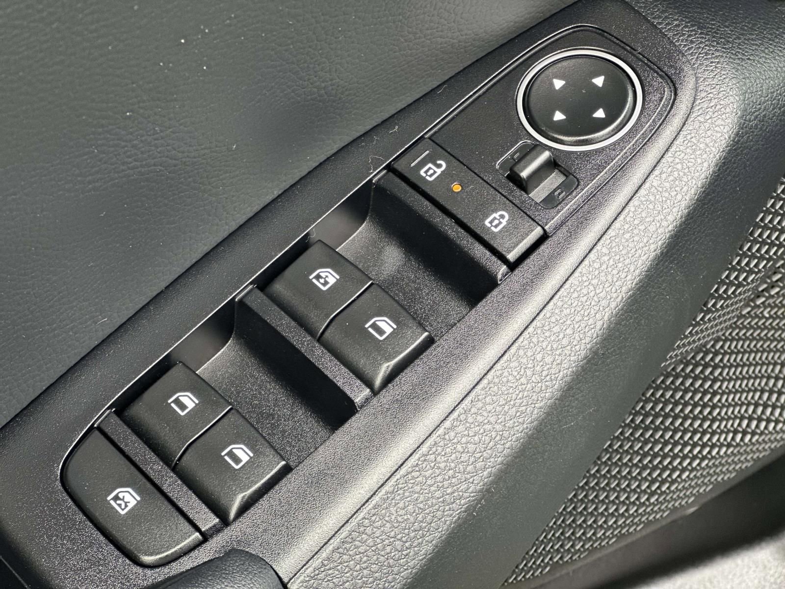 Used 2024 Kia Seltos SX image 21