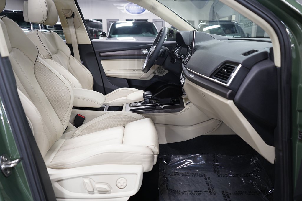 Used 2023 Audi Q5 2.0T Prestige w/ Prestige Package AWD/4WD image 34