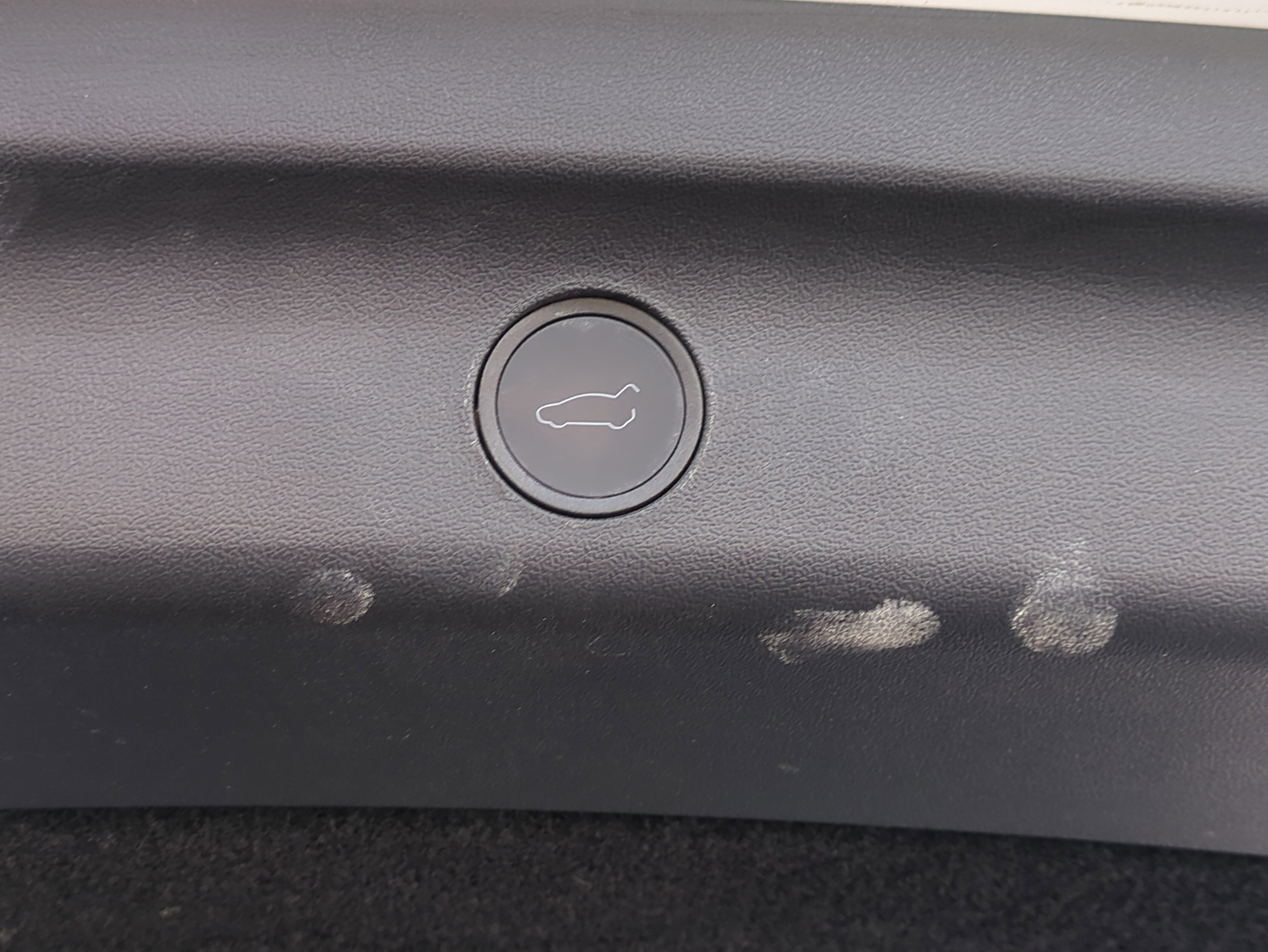 Used 2023 Tesla Model Y Long Range image 14