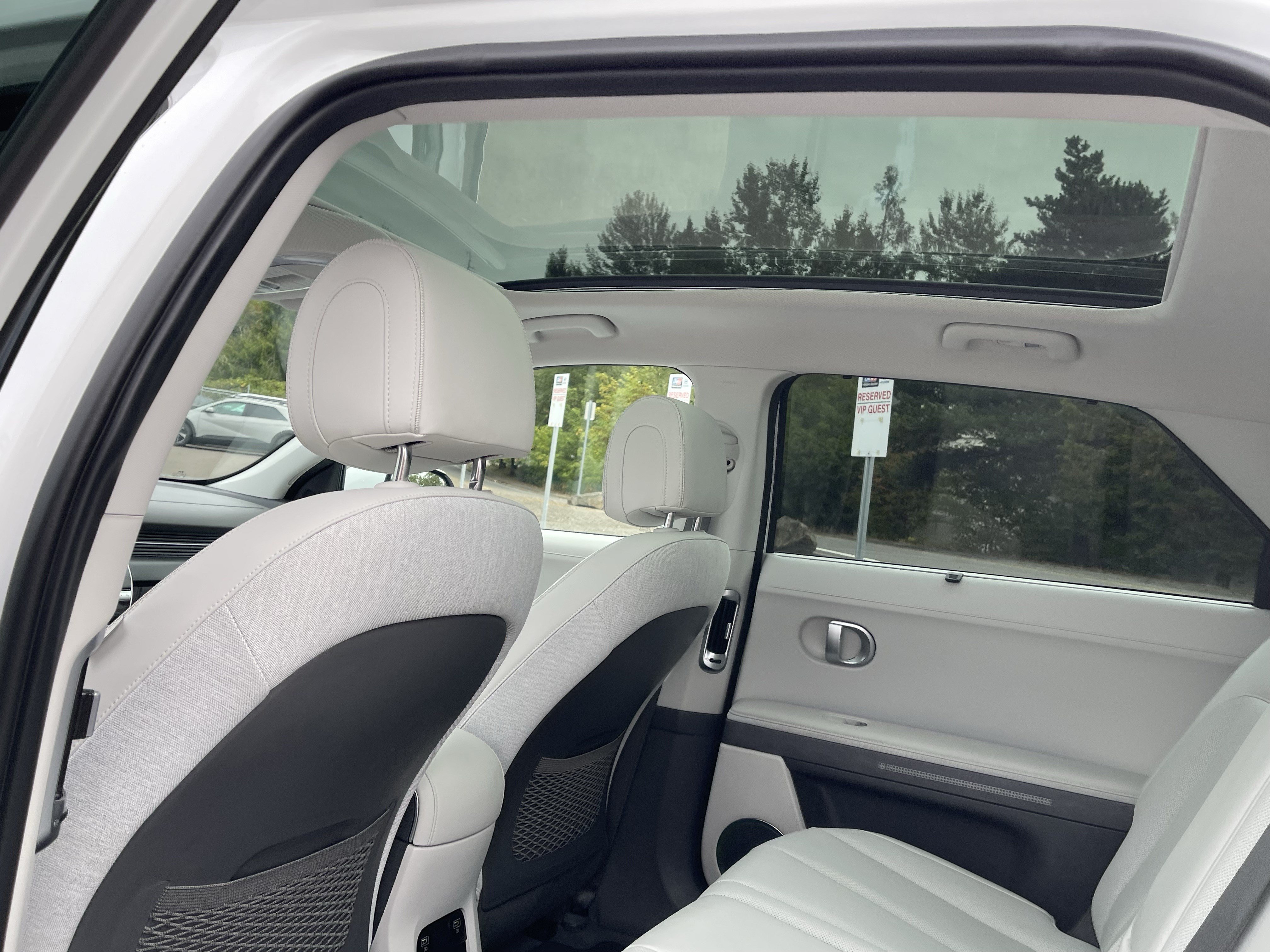 Certified 2024 Hyundai Ioniq 5 Limited AWD/4WD image 16