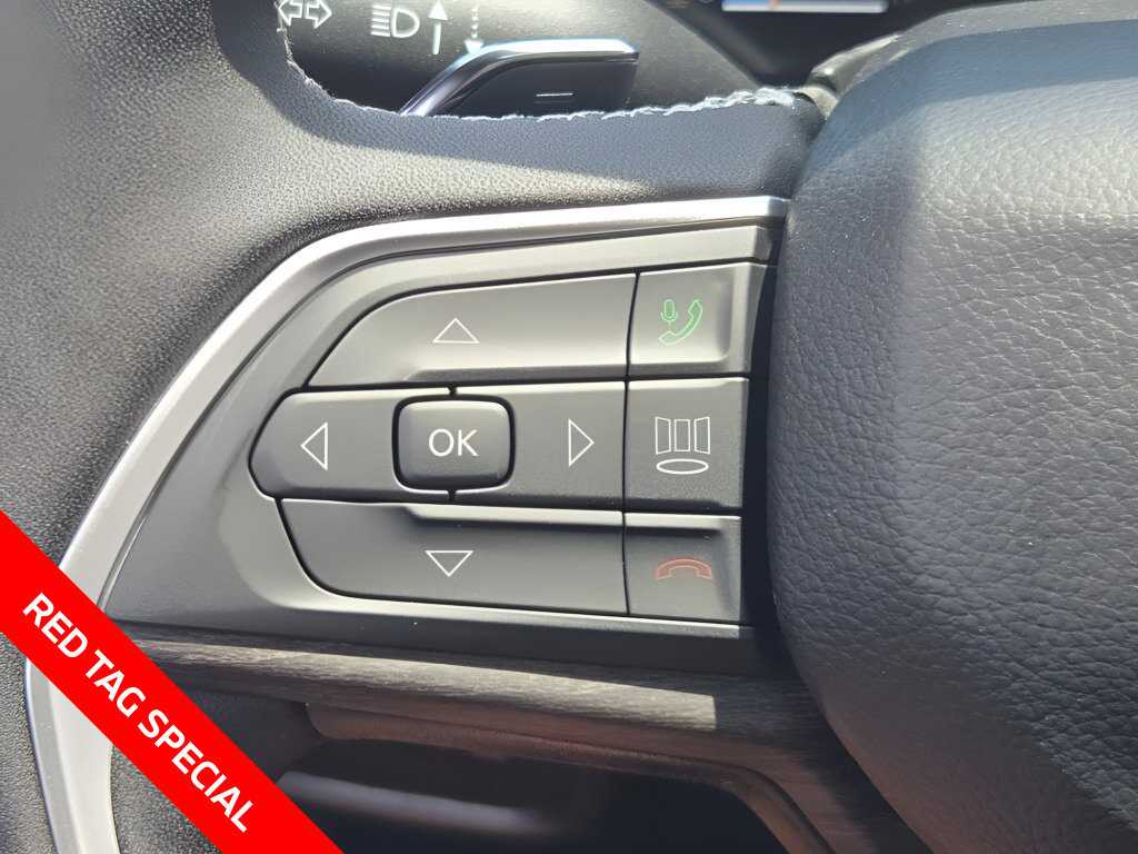 New 2026 Jeep Grand Cherokee Altitude AWD/4WD image 36