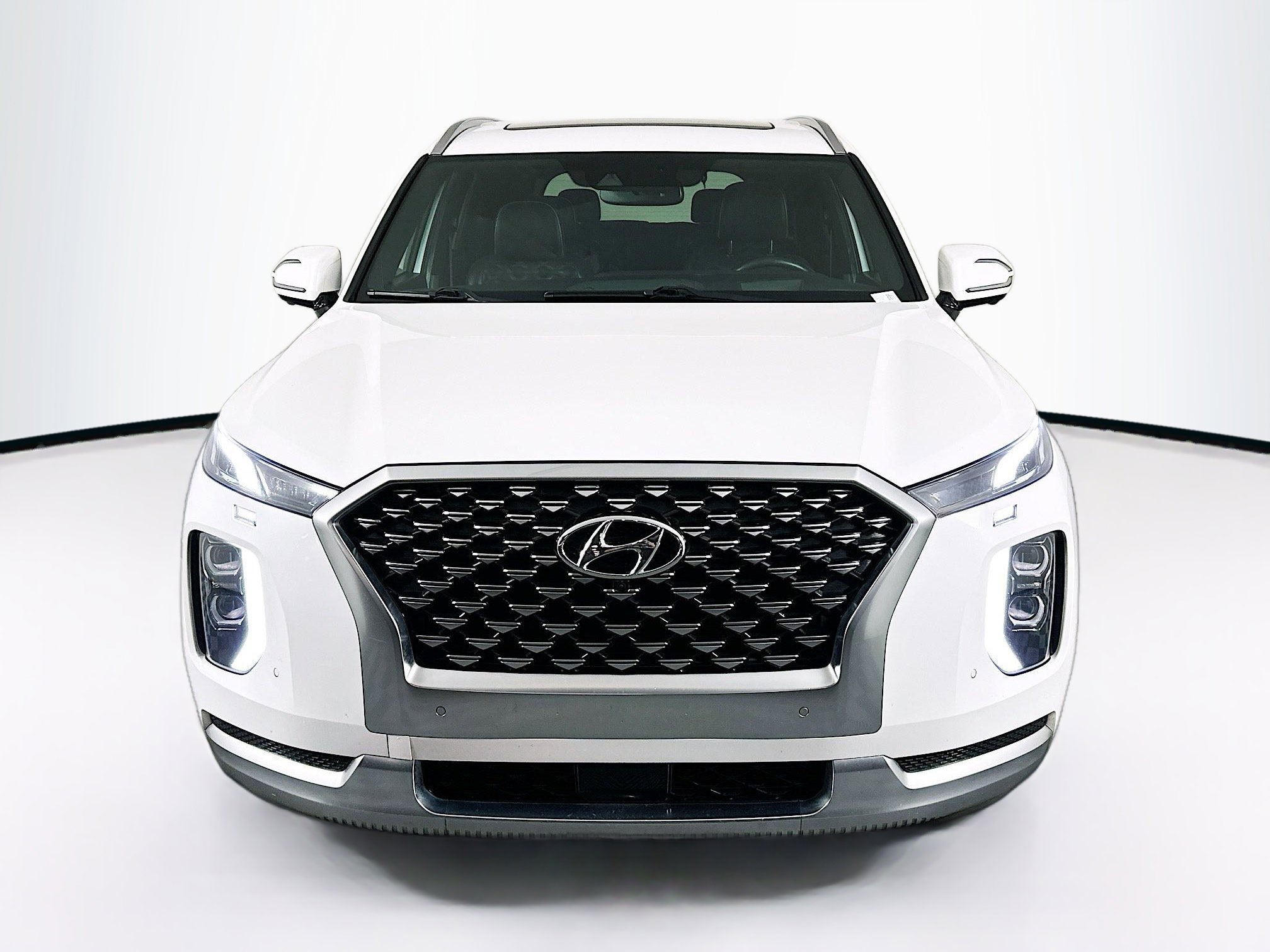 Used 2021 Hyundai Palisade Calligraphy image 2