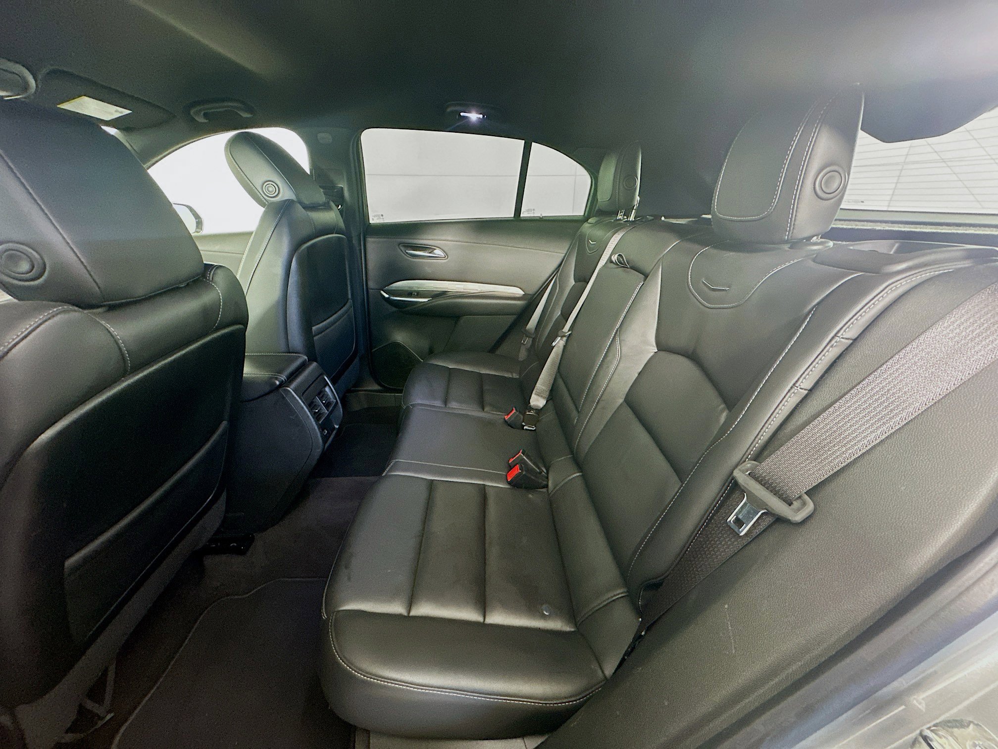 Used 2024 Cadillac XT4 Premium Luxury image 26