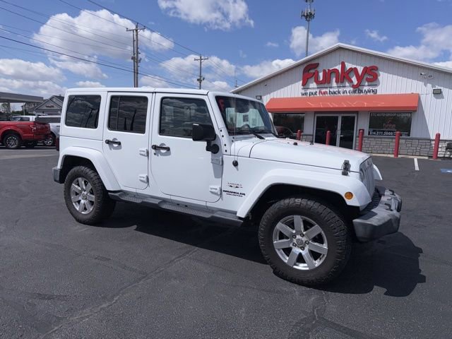 Used 2017 Jeep Wrangler Unlimited Sahara w/ Connectivity Group