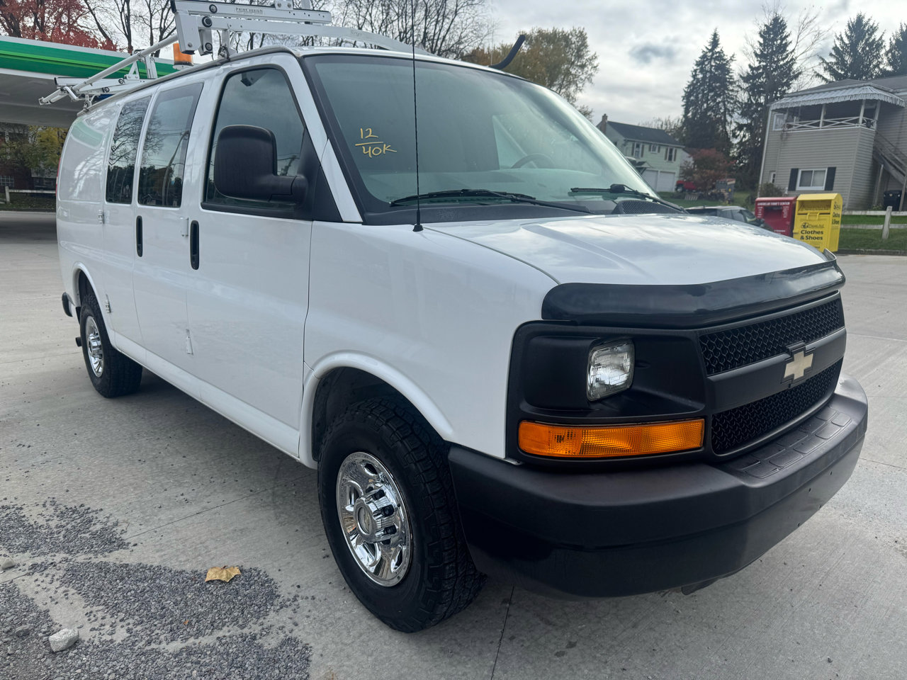 Used 2012 Chevrolet Express 2500 image 6