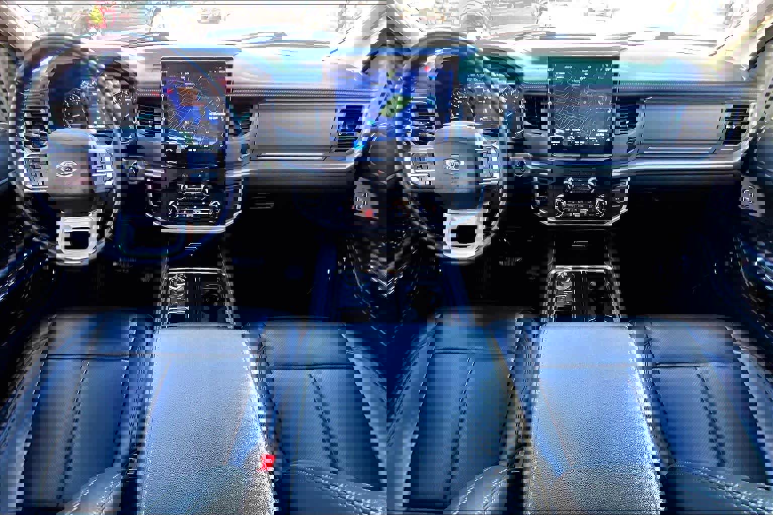 Certified 2023 Ford Expedition XLT image 14