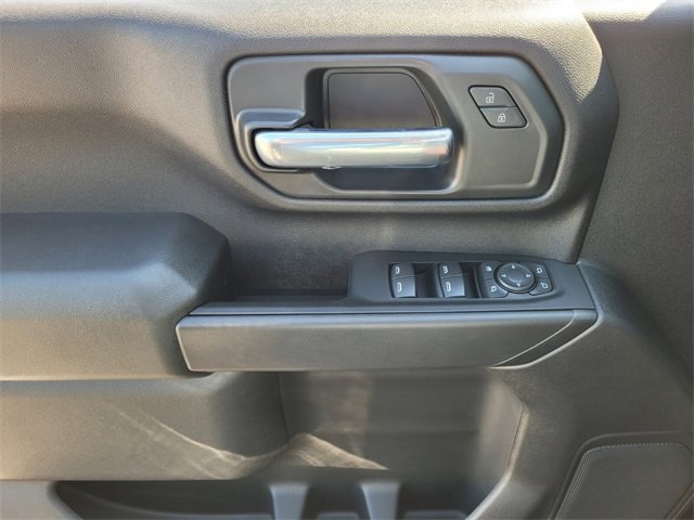 Used 2025 Chevrolet Silverado 2500 Custom w/ Custom Value Package image 26
