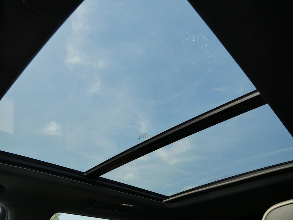 New 2026 GMC Yukon Elevation AWD/4WD image 55