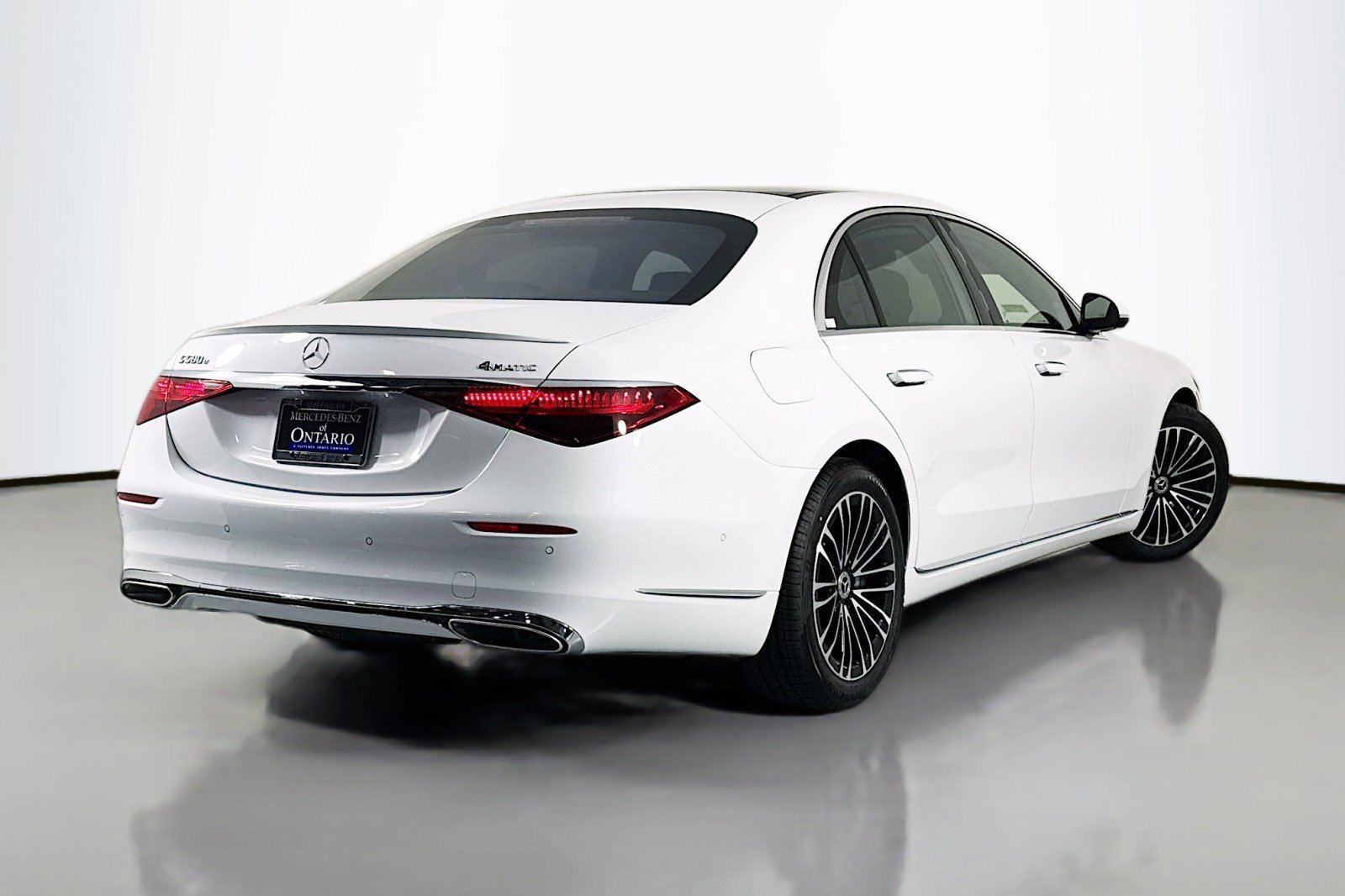New 2026 Mercedes-Benz S 580e 4MATIC Sedan image 11