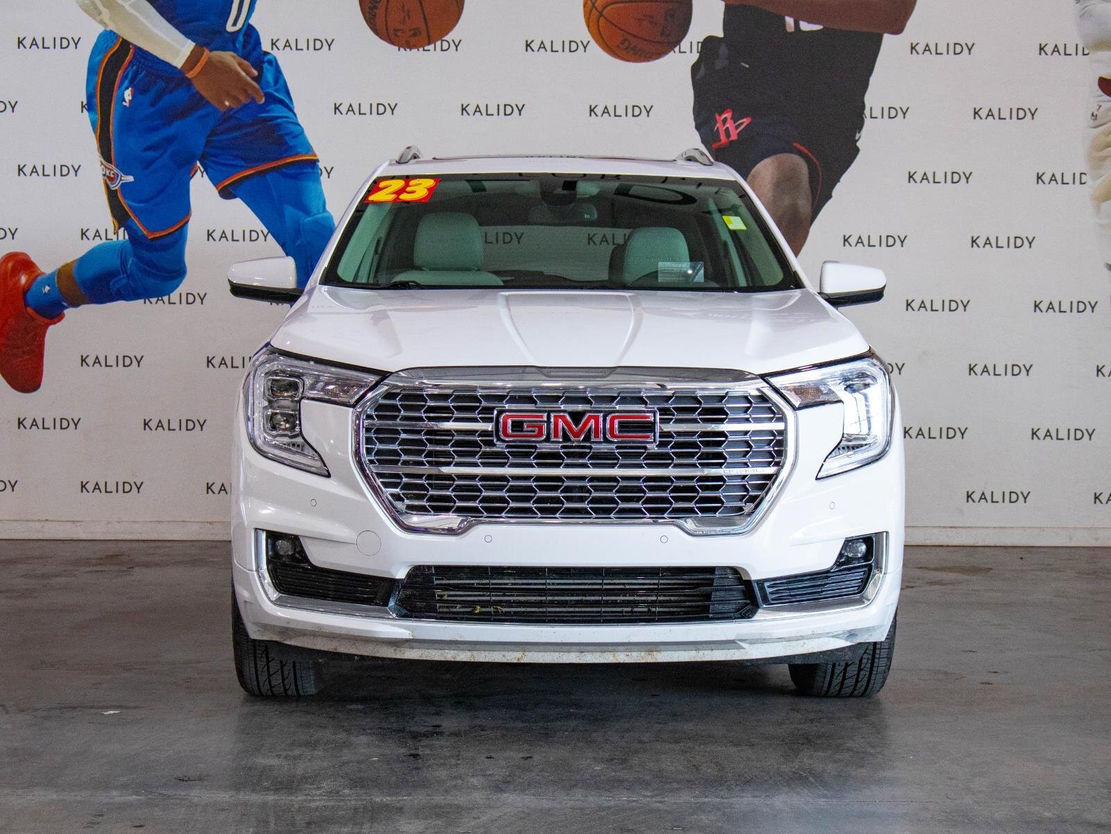 Used 2023 GMC Terrain Denali image 21