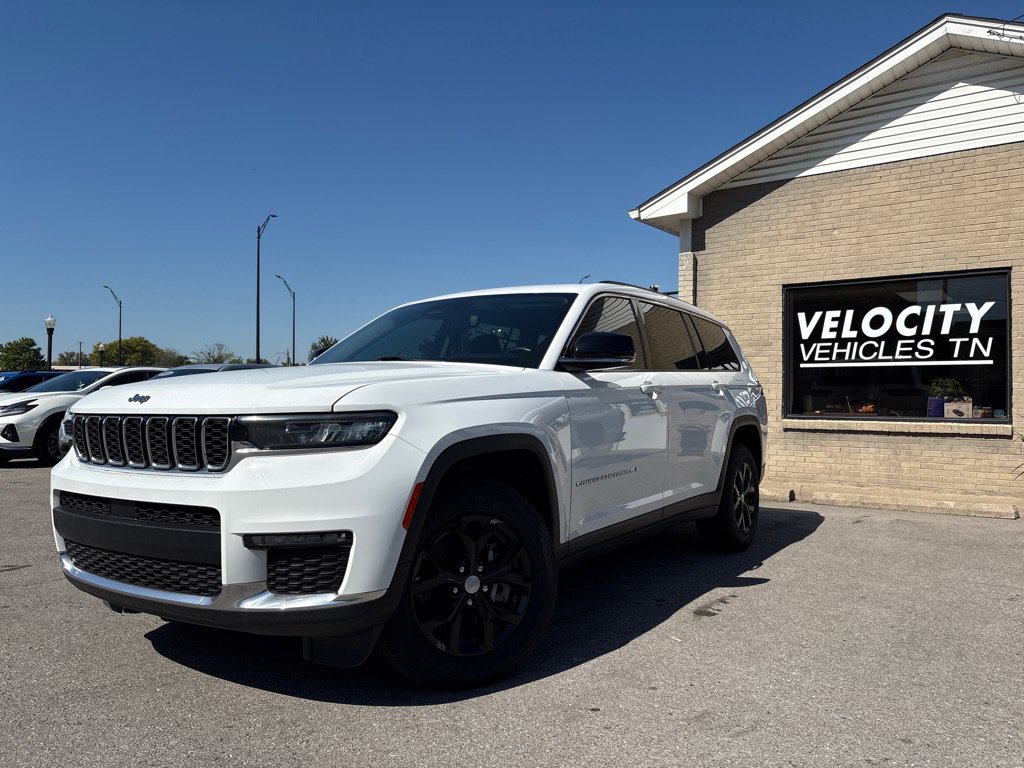 Used 2021 Jeep Grand Cherokee L Limited AWD/4WD image 1