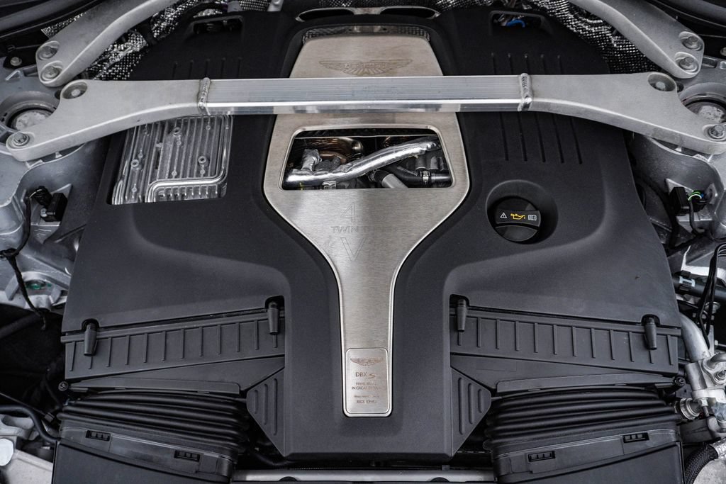 Used 2026 Aston Martin DBX 707 AWD/4WD image 35