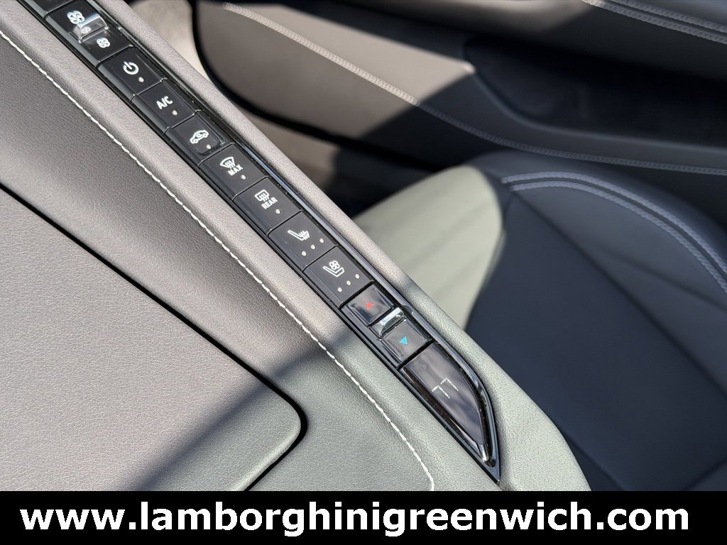 Used 2025 Chevrolet Corvette Stingray Preferred Conv w/ Battery Protection Package image 29