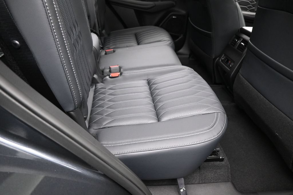 New 2026 Mitsubishi Outlander SEL AWD/4WD image 45