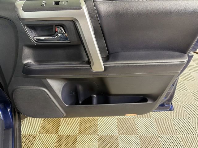 Used 2019 Toyota 4Runner SR5 Premium image 18