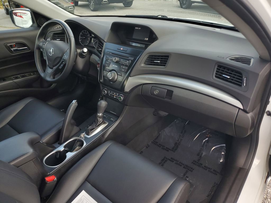 Certified 2016 Acura ILX image 4