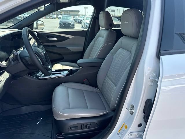 New 2026 Buick Envista Avenir FWD image 17