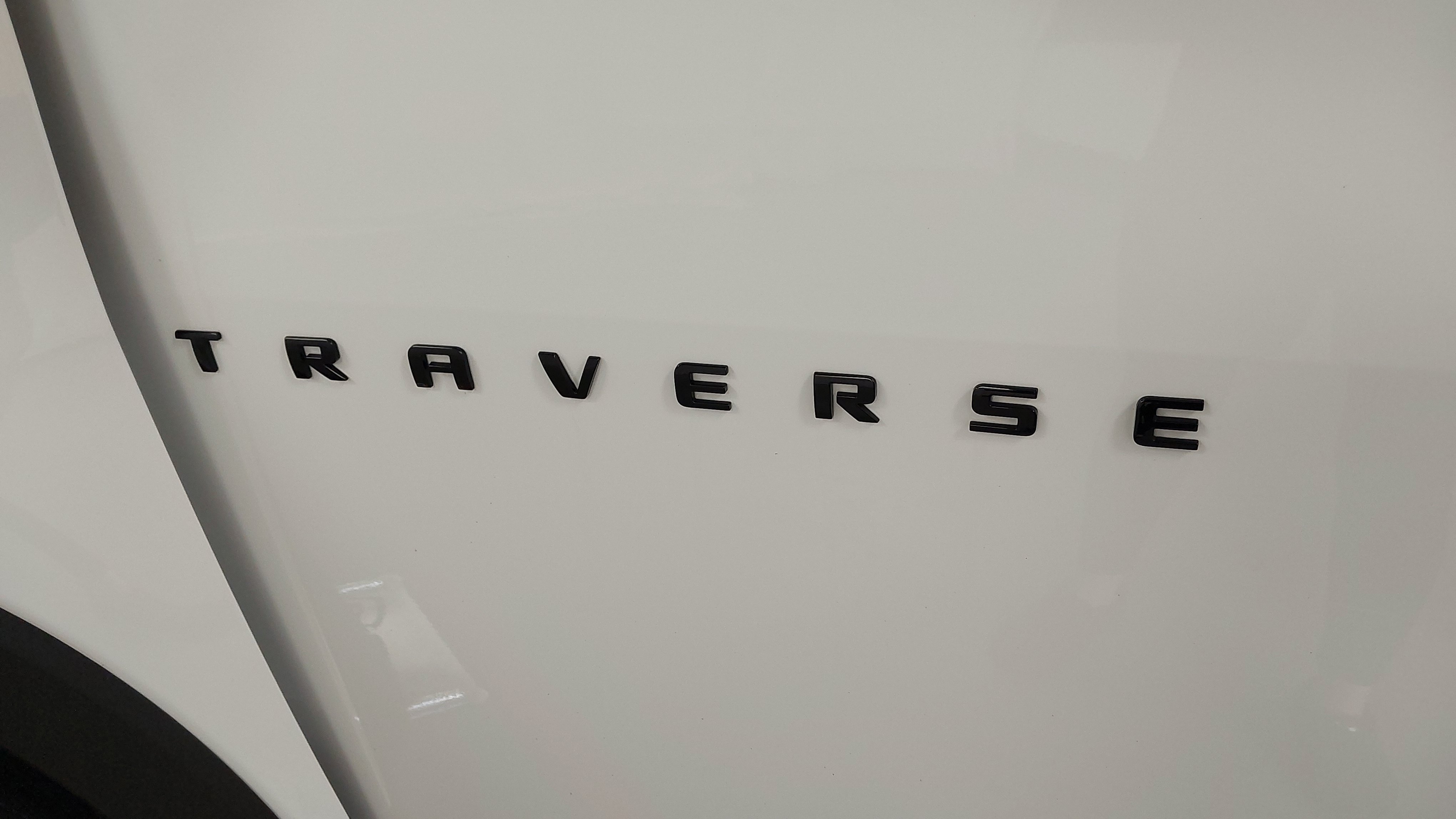 Used 2023 Chevrolet Traverse LT w/ Midnight/Sport Edition FWD image 32
