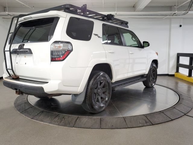 Used 2017 Toyota 4Runner TRD Off-Road AWD/4WD image 9