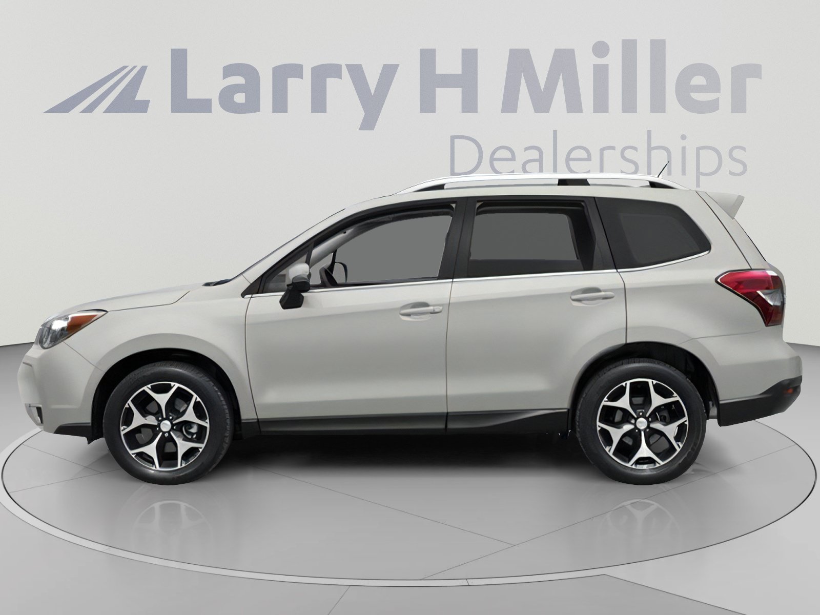 Used 2014 Subaru Forester 2.0XT Premium AWD/4WD image 3