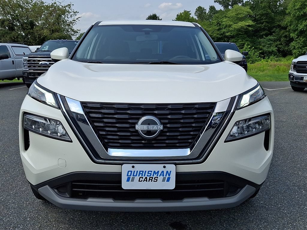 Used 2023 Nissan Rogue SV AWD/4WD image 2