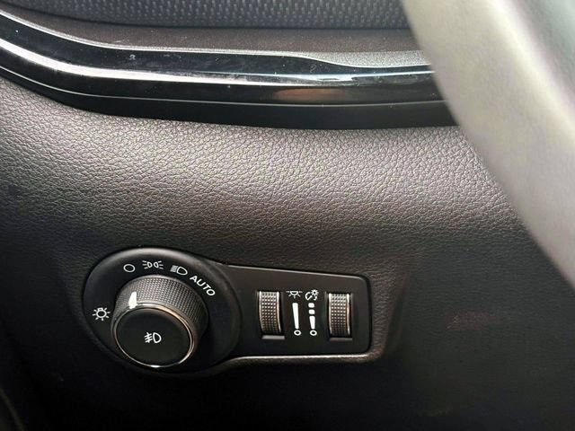 Certified 2023 Jeep Compass Latitude w/ Convenience Group AWD/4WD image 21