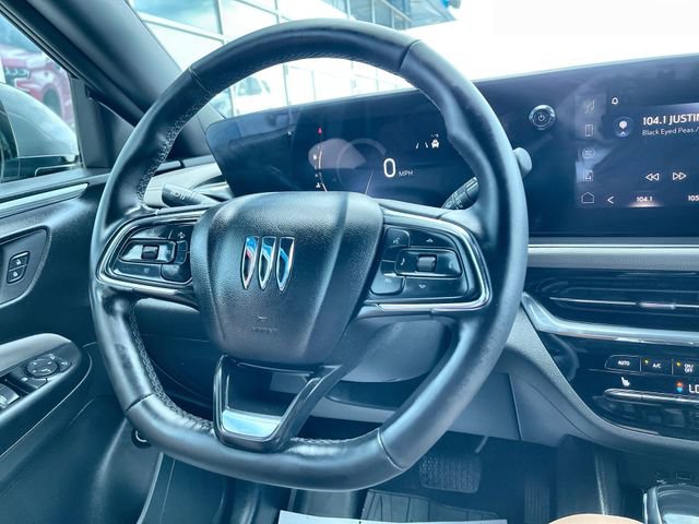 Certified 2025 Buick Envista Avenir FWD image 11