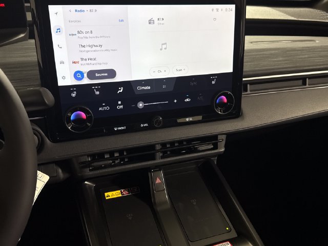 New 2026 Toyota C-HR AWD/4WD image 30