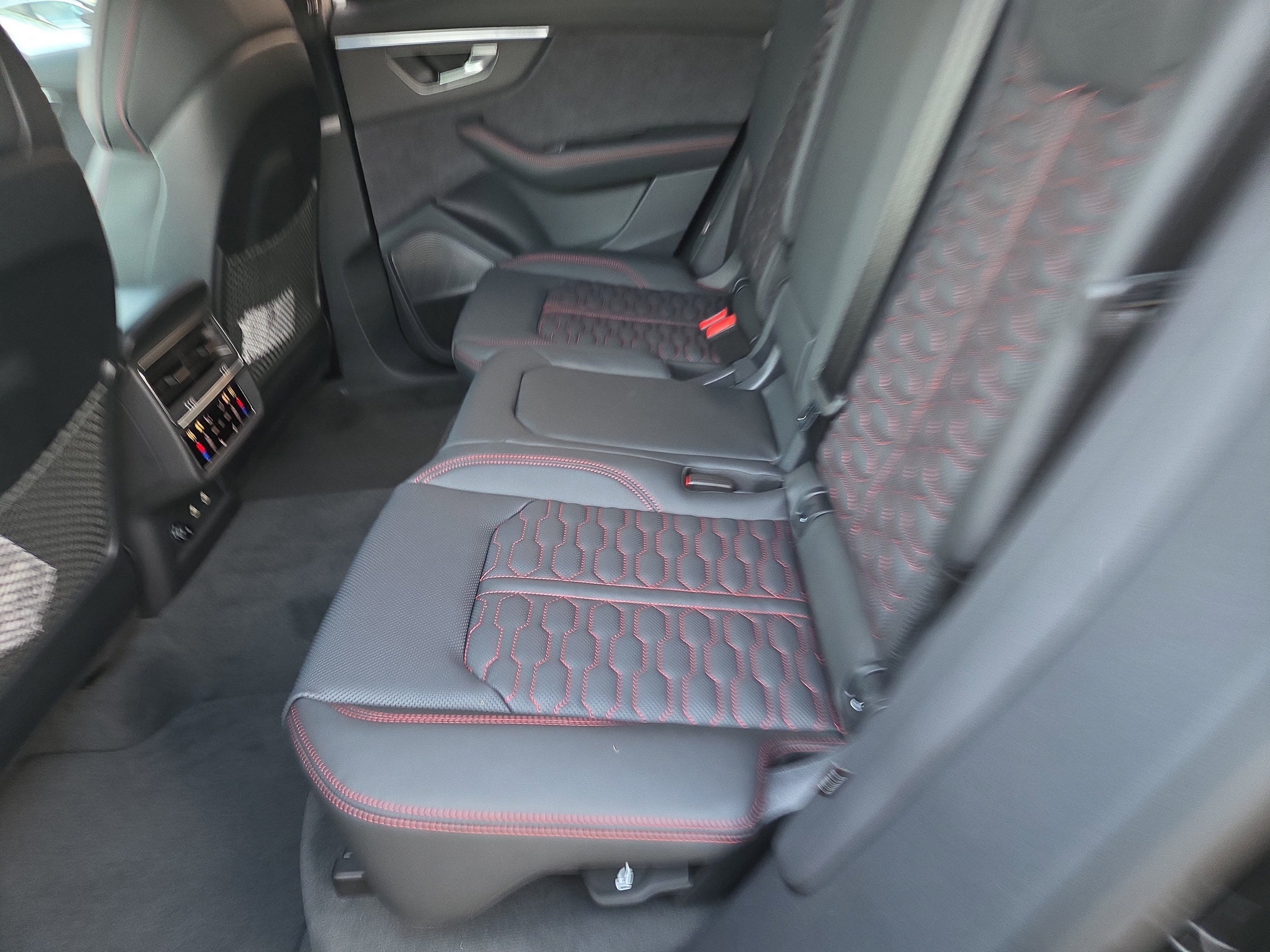 New 2026 Audi RS Q8 performance image 6