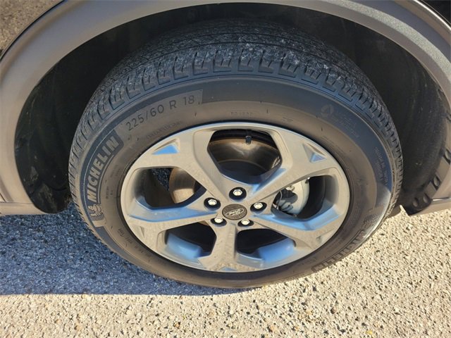 Used 2025 Ford Escape ST-Line Select image 17