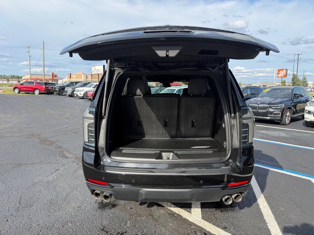 Used 2026 Chevrolet Tahoe Z71 w/ Comfort Package AWD/4WD image 42