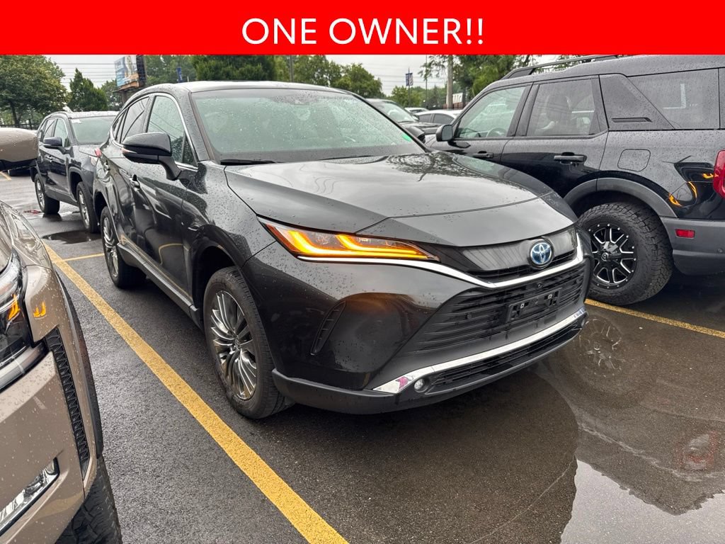 Used 2024 Toyota Venza Limited AWD/4WD image 3