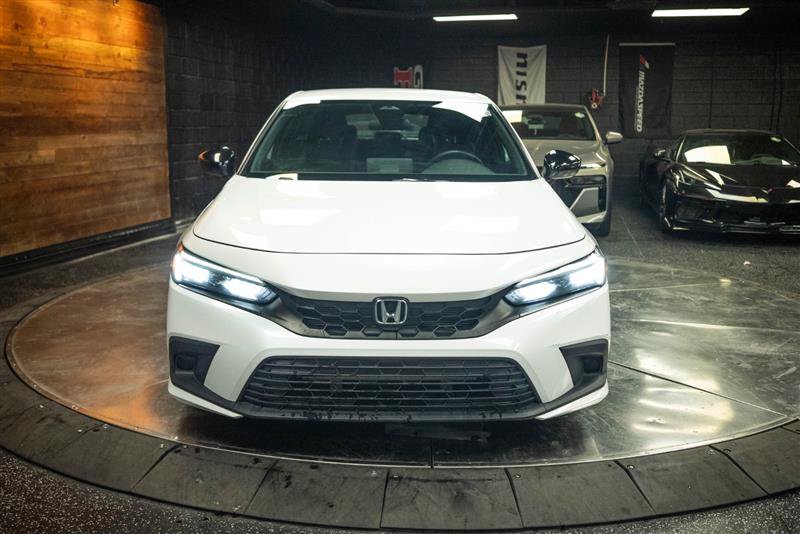 Used 2023 Honda Civic Sport image 4