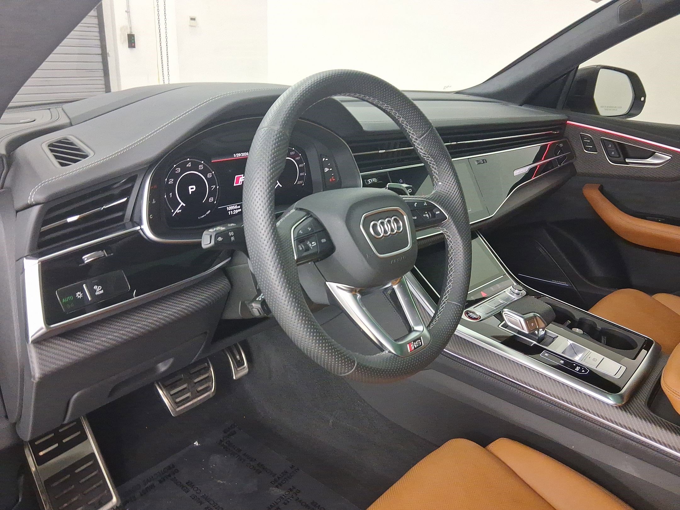 Used 2025 Audi RS Q8 performance image 21