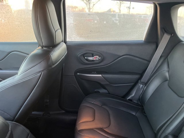 Used 2021 Jeep Cherokee Latitude Lux image 13