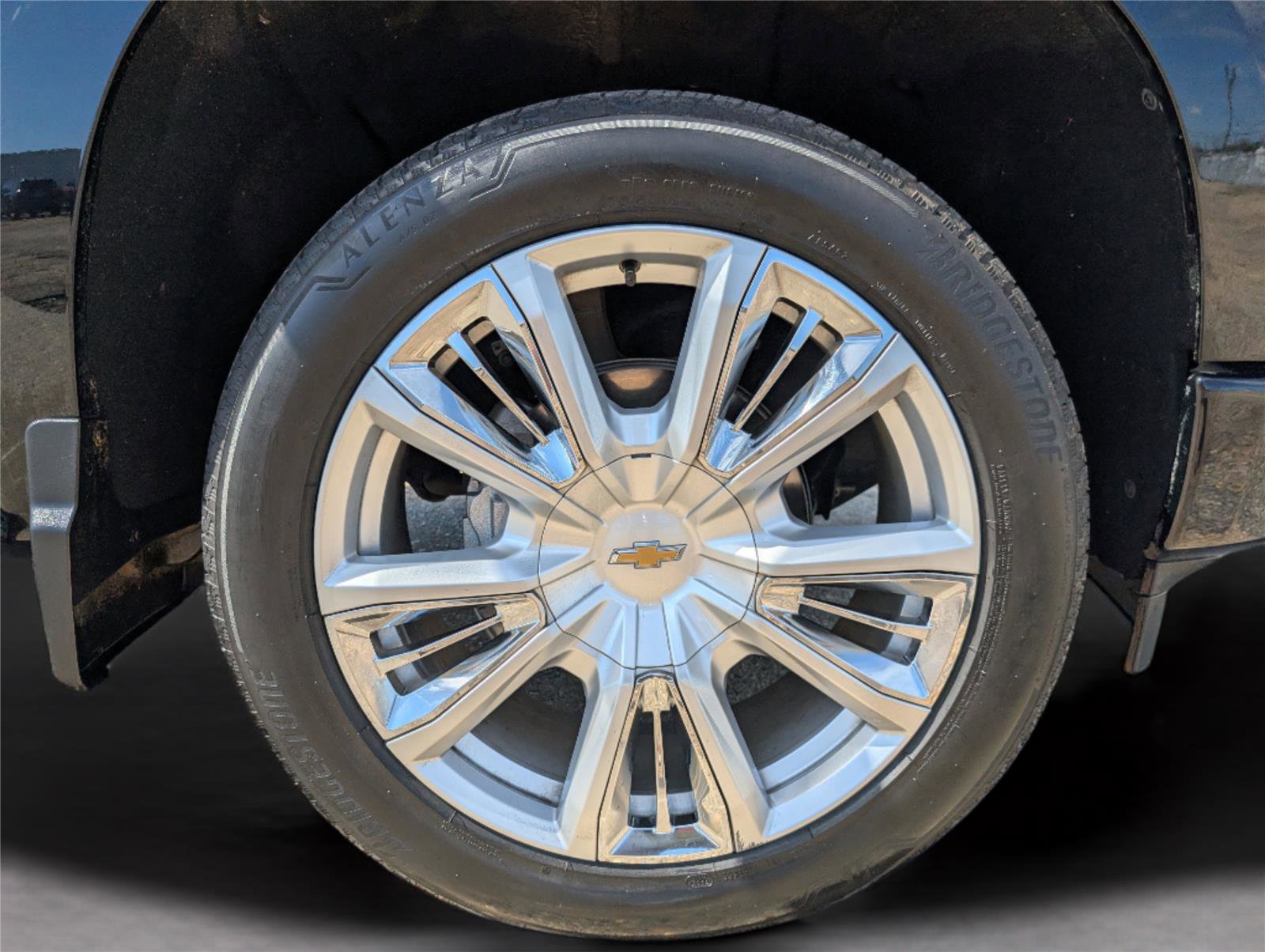 Used 2025 Chevrolet Silverado 1500 High Country w/ Technology Package AWD/4WD image 43