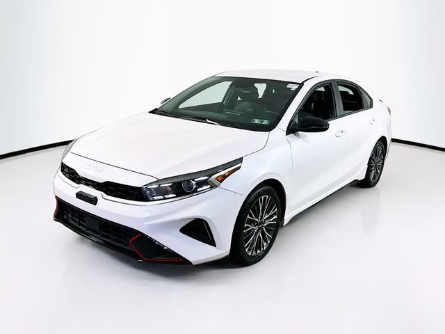 Used 2023 Kia Forte GT-Line w/ GT-Line Technology Package FWD image 3
