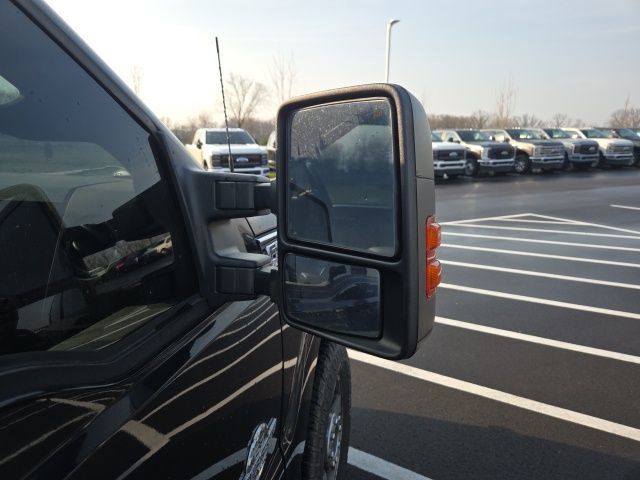 Used 2011 Ford F350 Lariat w/ Lariat Interior Pkg image 6