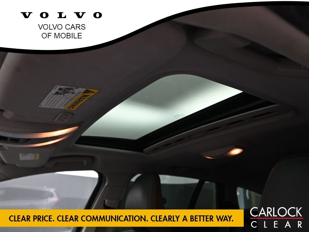 Used 2017 Volvo V60 T5 Cross Country w/ Convenience Package image 14