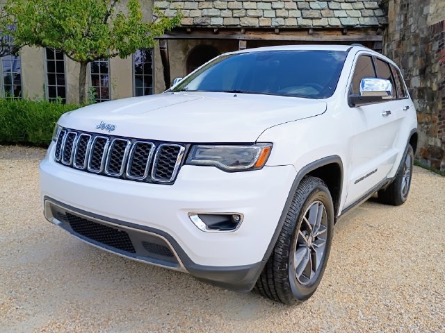 Used 2017 Jeep Grand Cherokee Limited w/ Luxury Group II RWD image 4