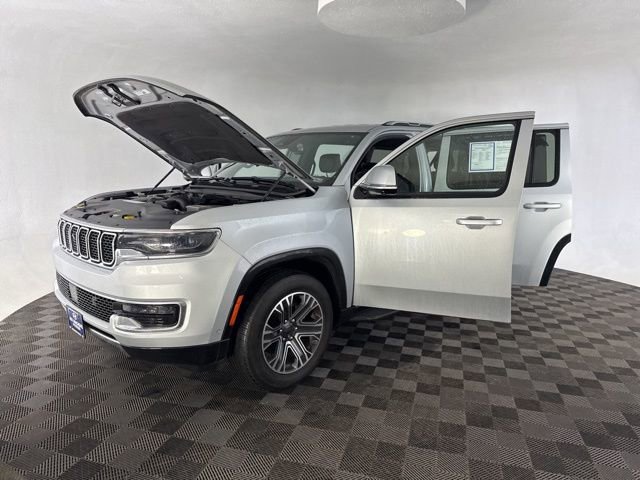 Used 2022 Jeep Wagoneer Series III w/ Convenience Group I image 12