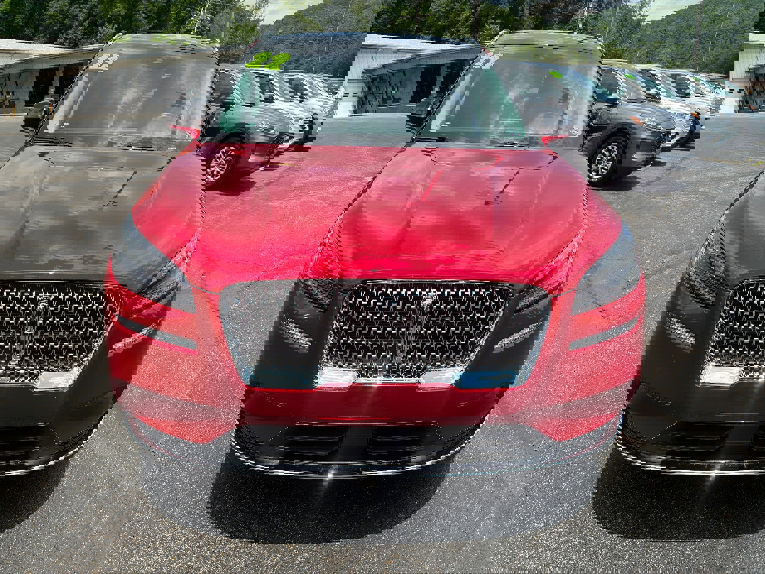 Used 2022 Lincoln Corsair AWD w/ Premium Package image 2