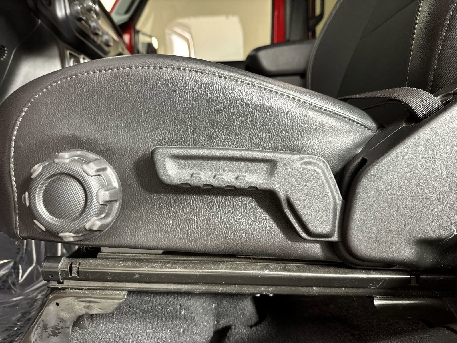 Used 2020 Jeep Wrangler Unlimited Sport image 21